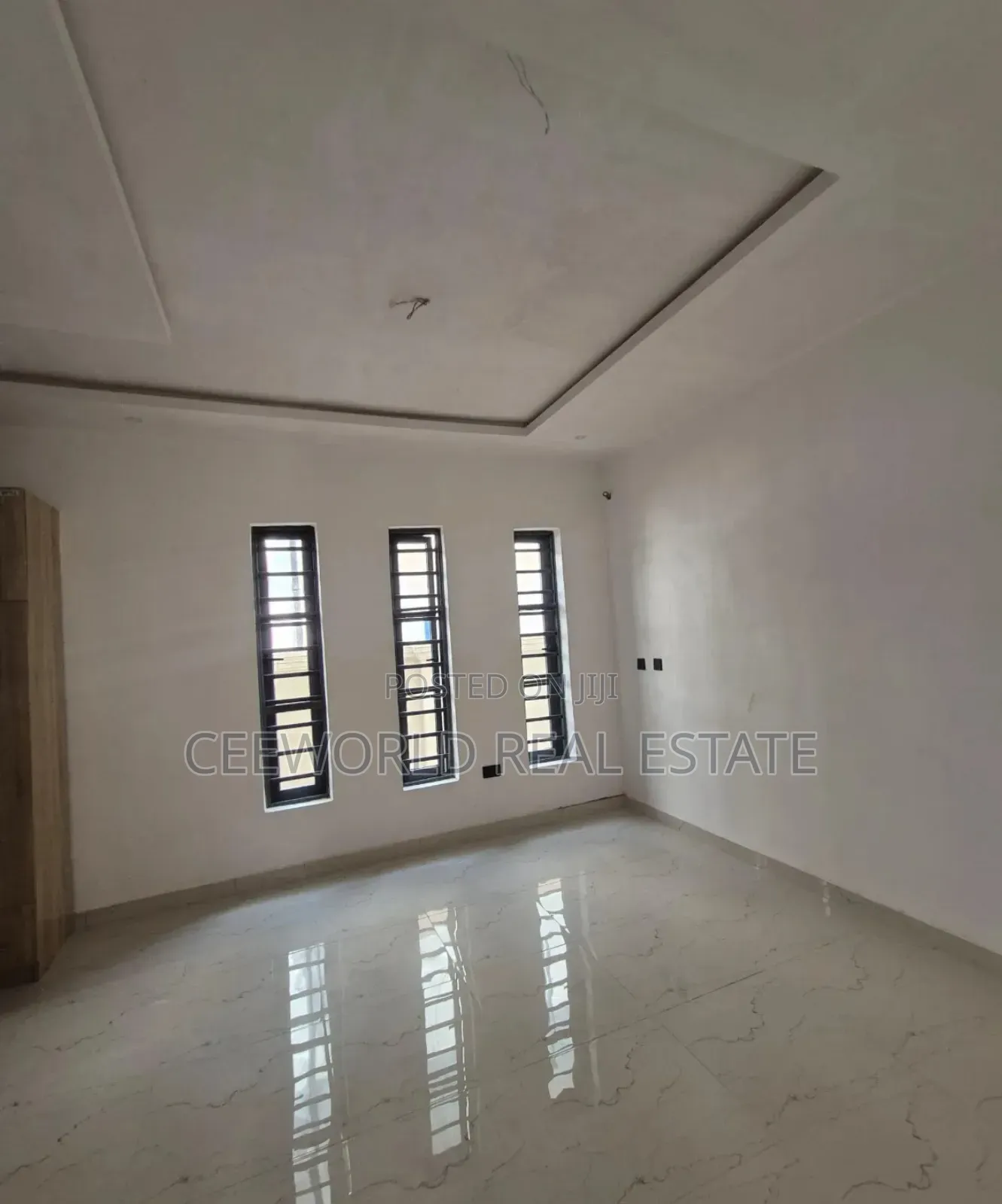 5bdrm Duplex in Adeosun Estate, for sale in Akobo