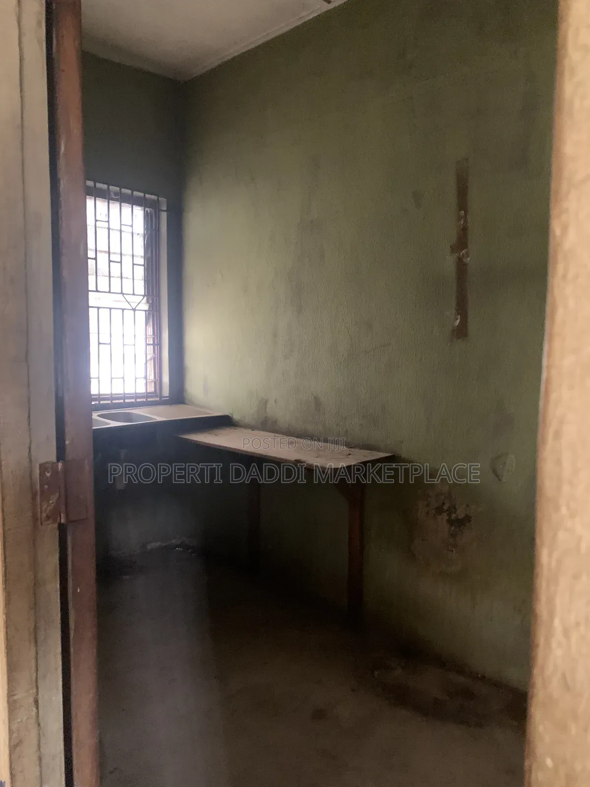 2bdrm Apartment in Ipaja Road for rent in Ipaja Road