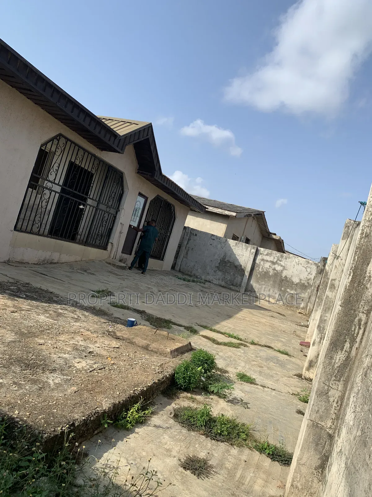 2bdrm Apartment in Ayobo for sale in Ayobo