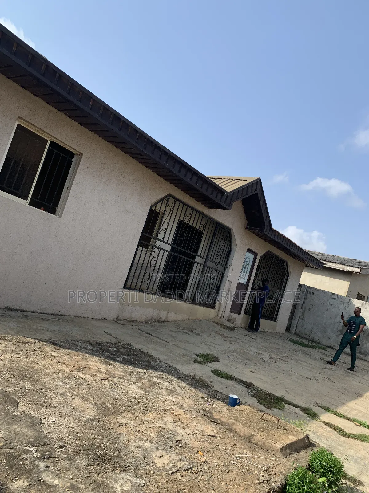 2bdrm Apartment in Ayobo for sale in Ayobo
