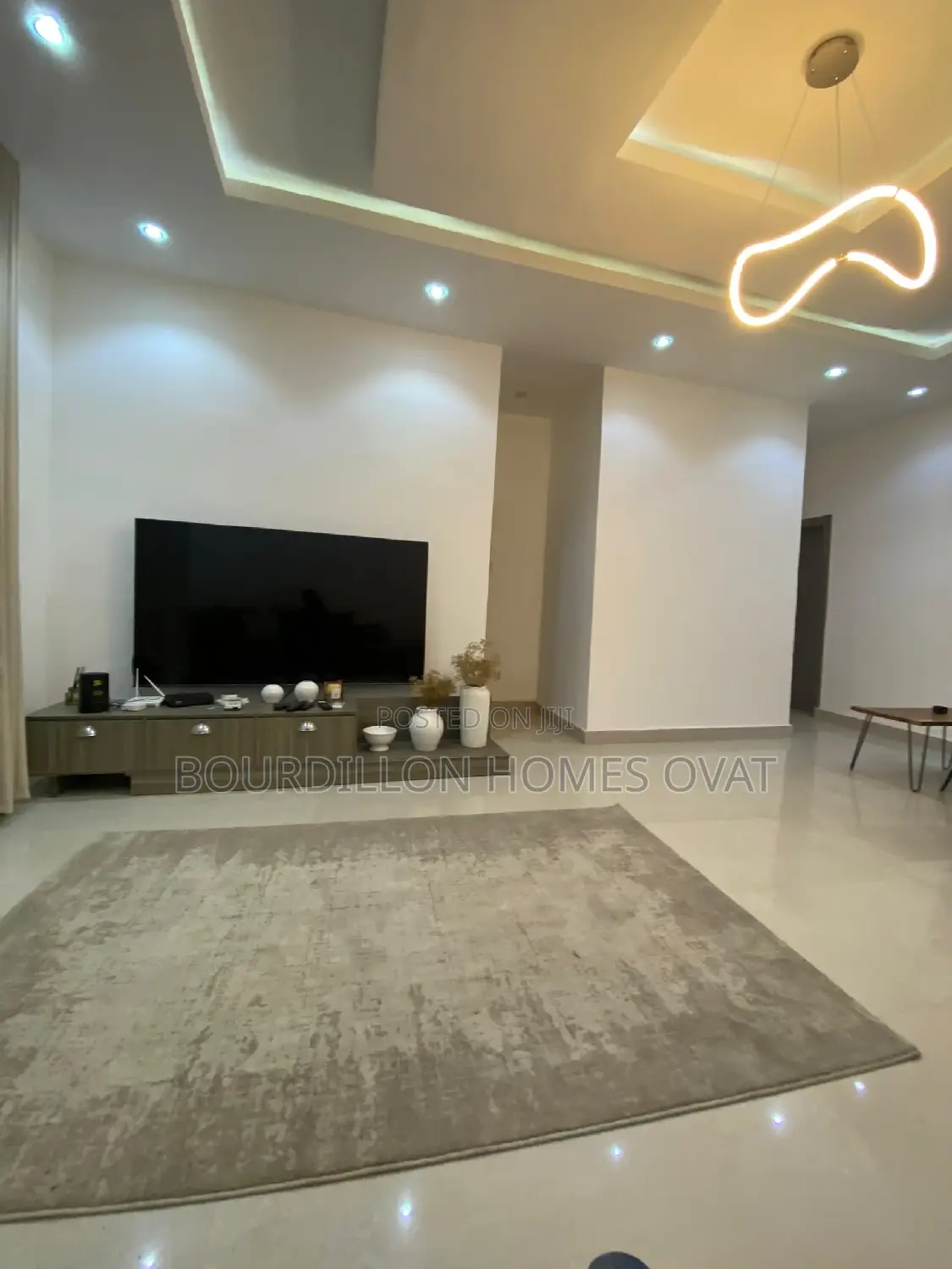 Furnished 2bdrm Apartment in Ikate for sale in Ikate