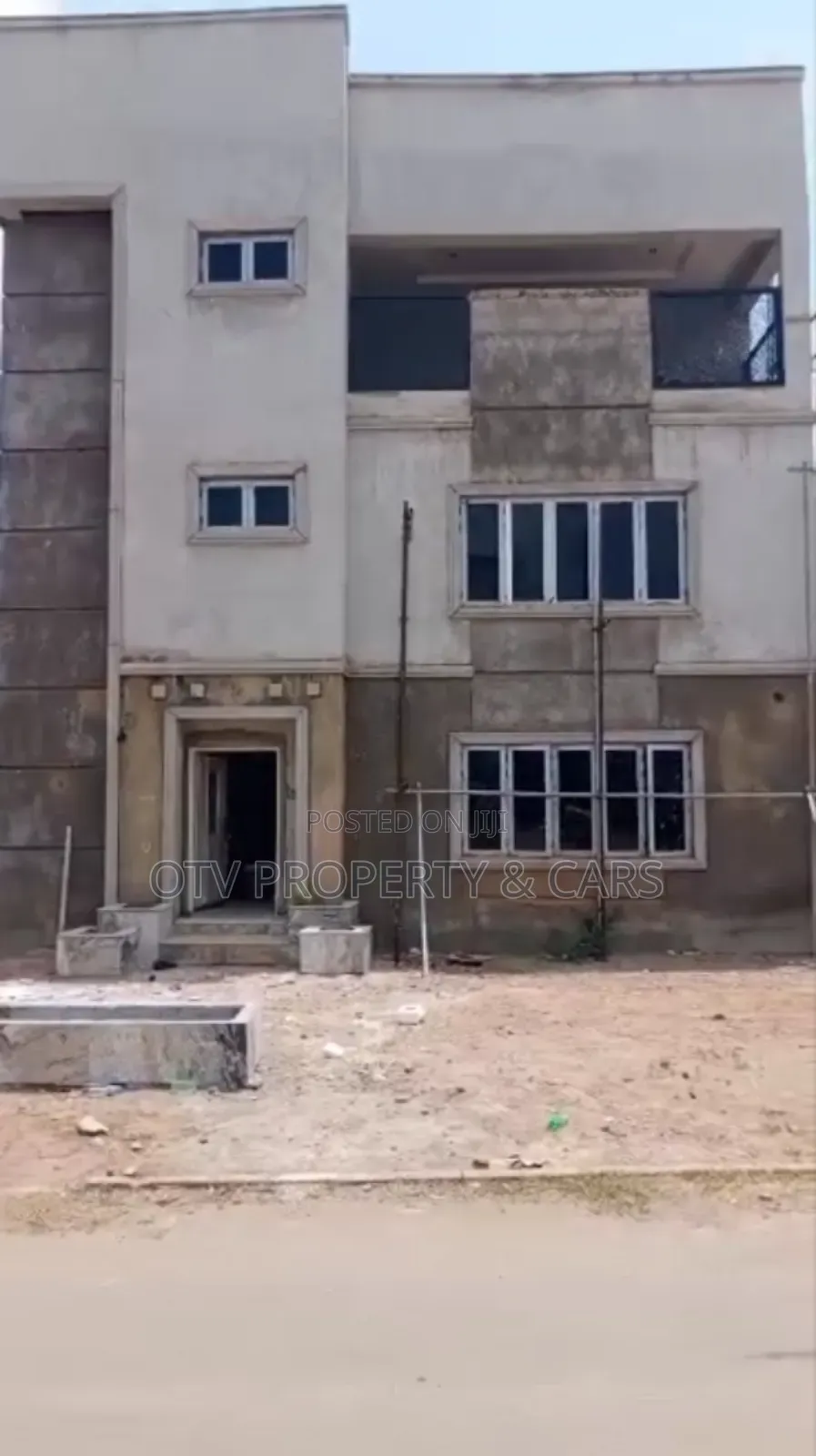 Furnished 5bdrm Duplex in Apo District for sale in Apo District