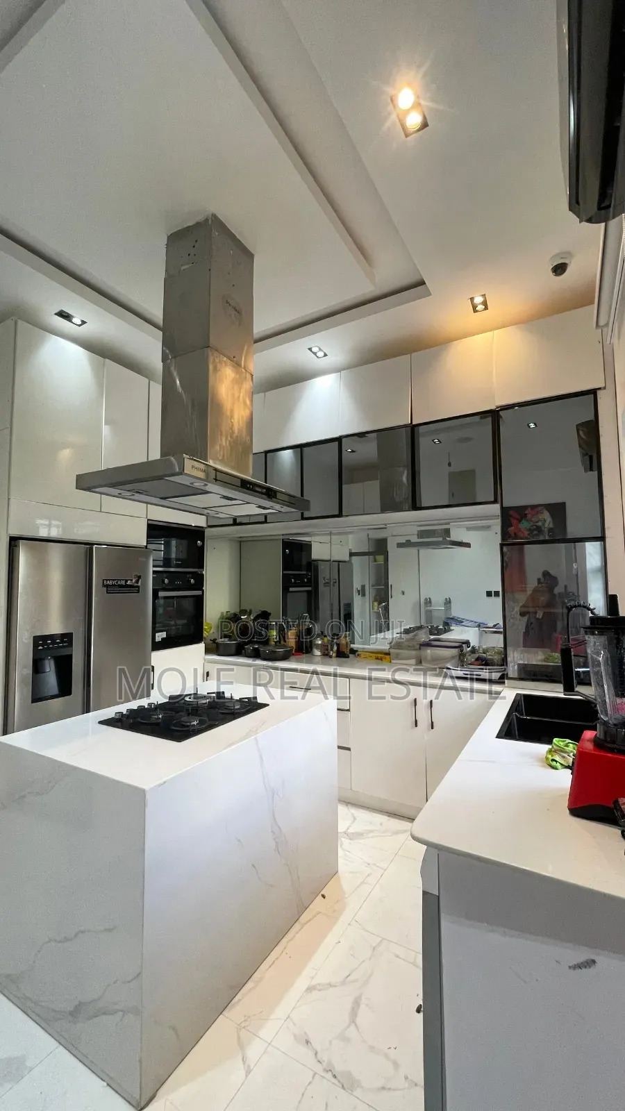 Furnished 3bdrm Apartment in Adeola, Victoria Island for sale in Victoria Island
