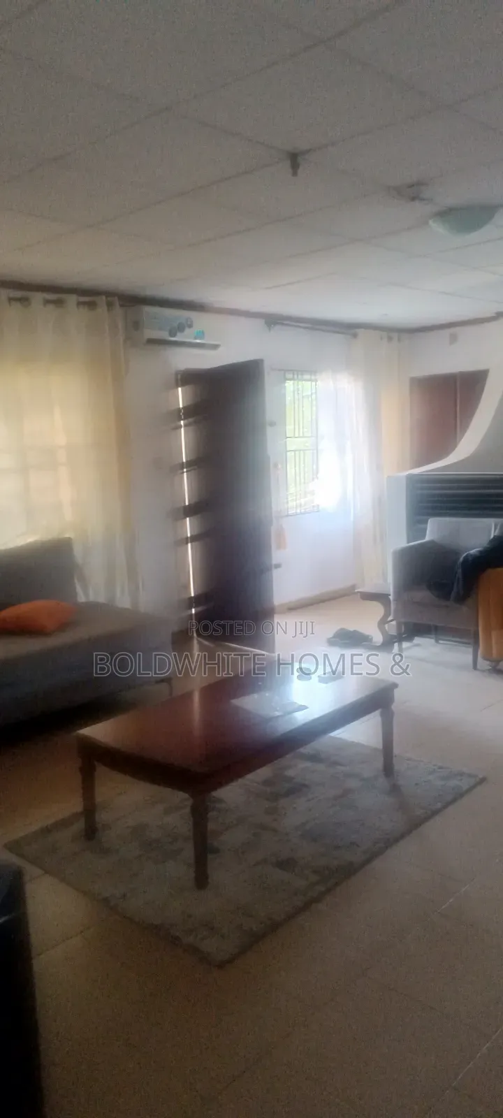 3bedroom Flat Shortlet Apartment in Oke-Ira / Ogba