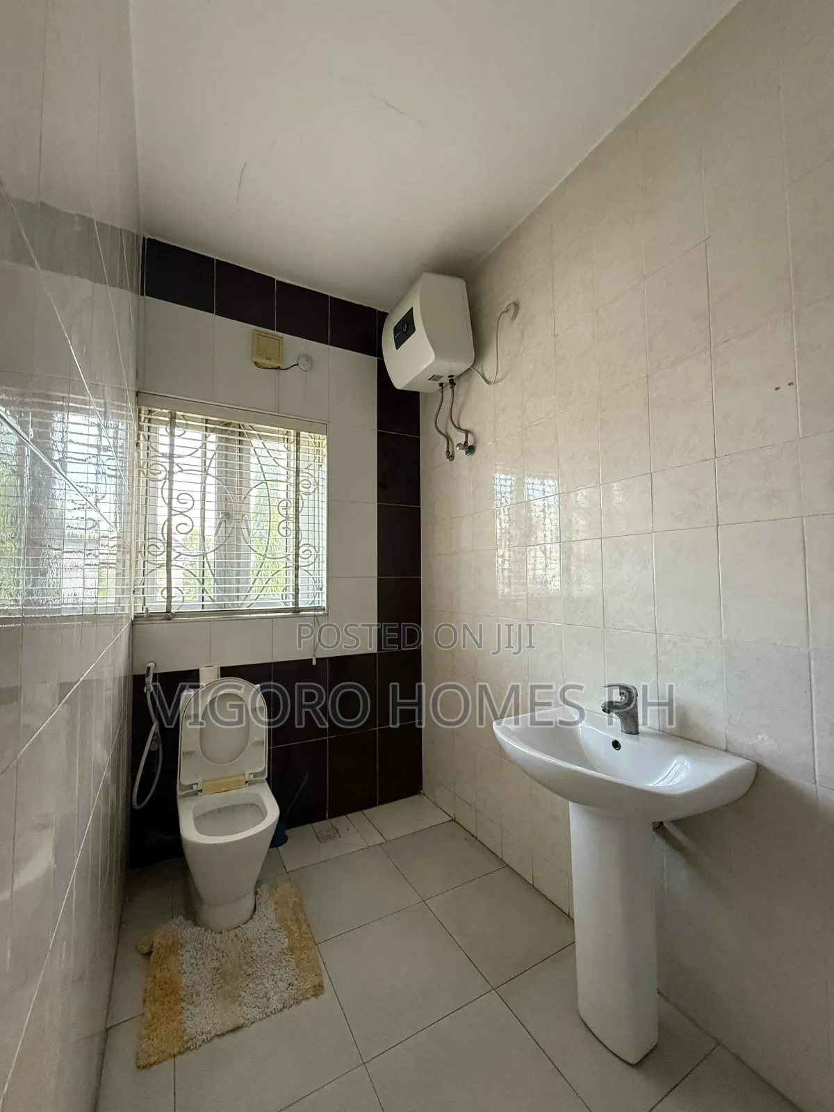 5bdrm House in Chinda, Port-Harcourt for sale in Port-Harcourt
