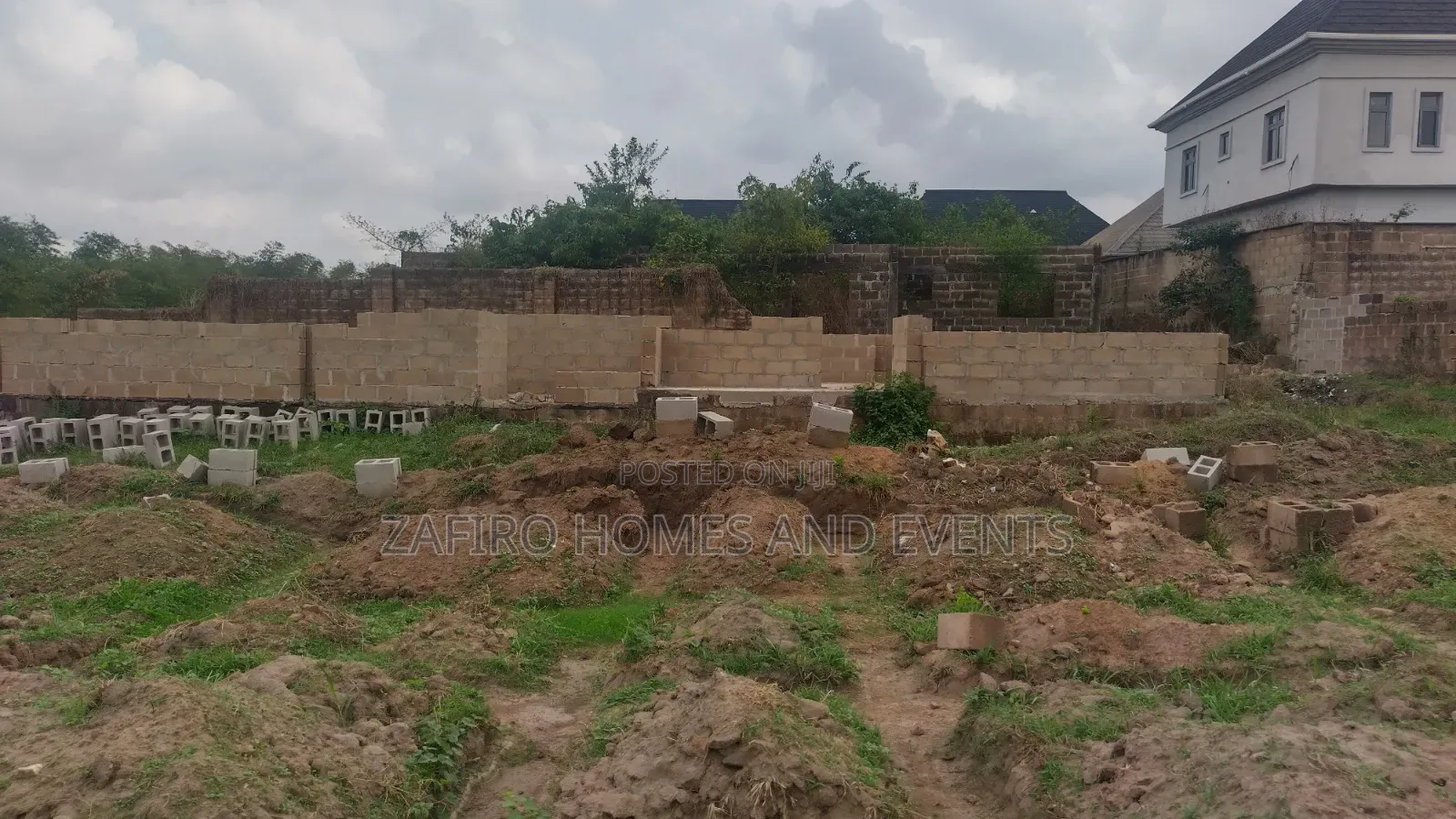 Lovely 1 Plot of Land Near T Junction Elebu Off Akala Expres in Ibadan