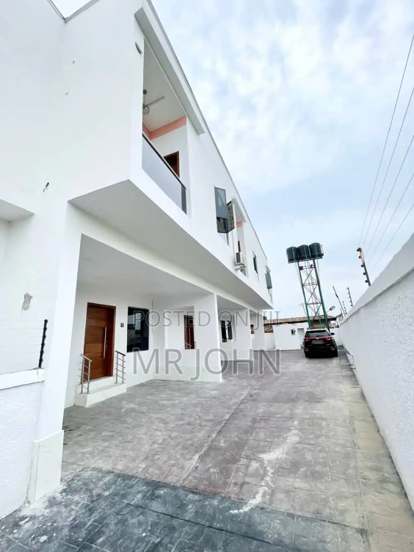 3bdrm Duplex in Bj Pr, Lekki for sale in Lekki