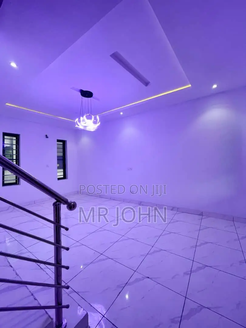 3bdrm Duplex in Bj Pr, Lekki for sale in Lekki