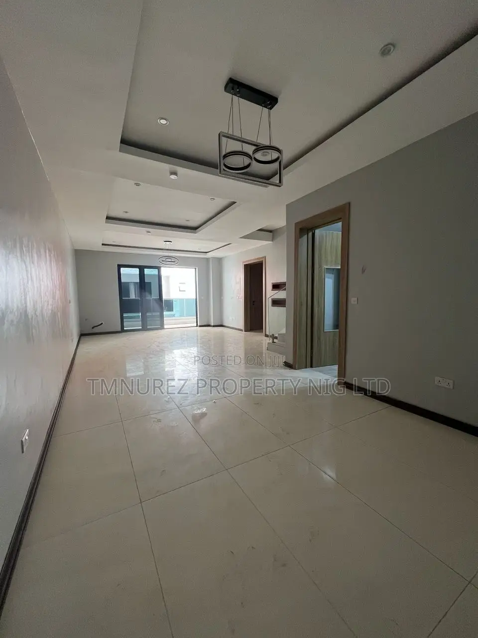 4bdrm Duplex in Admiralty, Lekki Phase 1 for rent in Lekki Phase 1