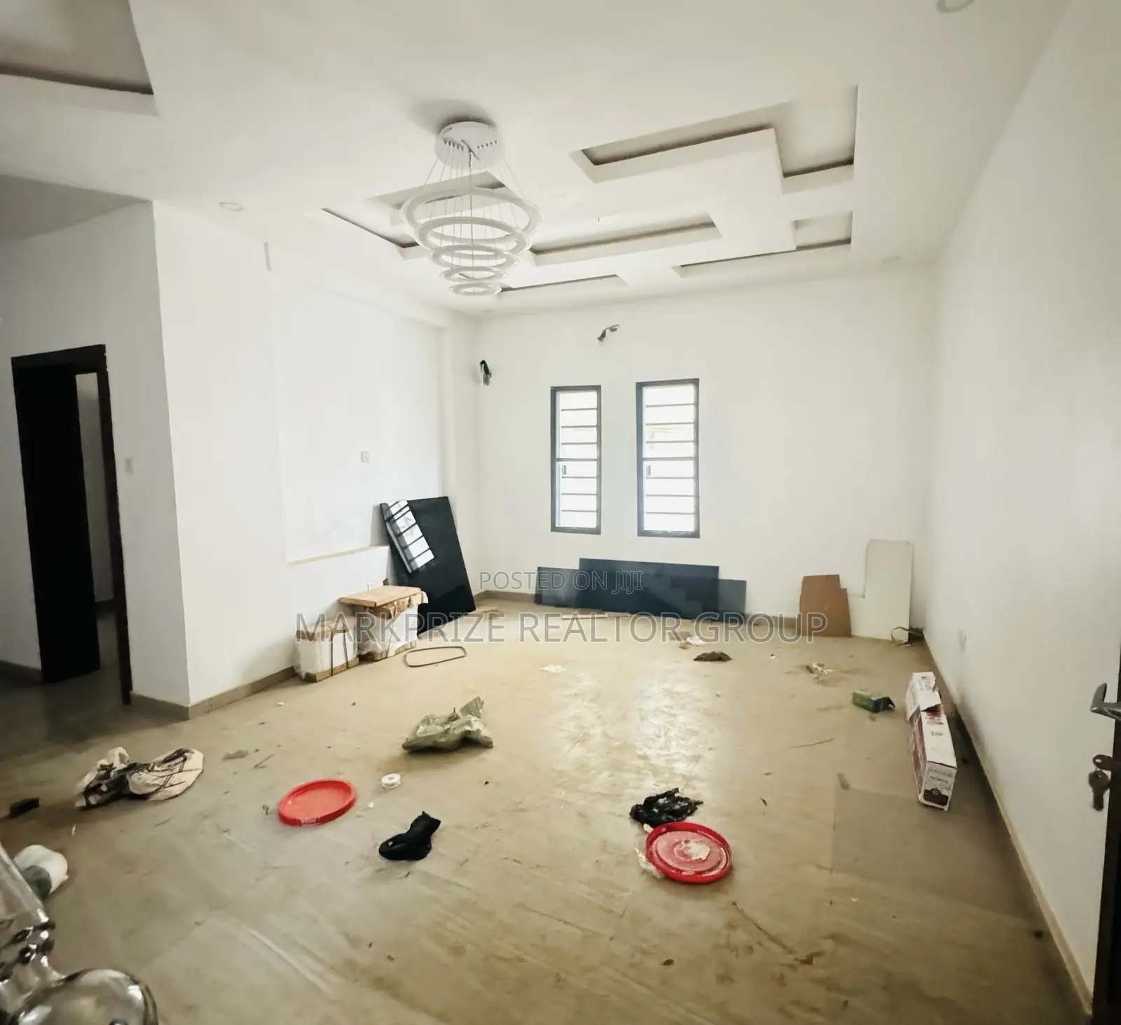 4bdrm Duplex in Opebi Ikeja Lagos for sale in Opebi