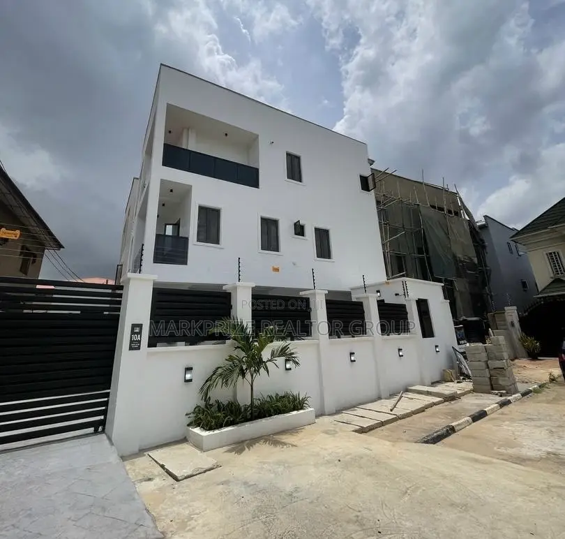 4bdrm Duplex in Omole Phase 1 Ikeja for sale in Omole Phase 1