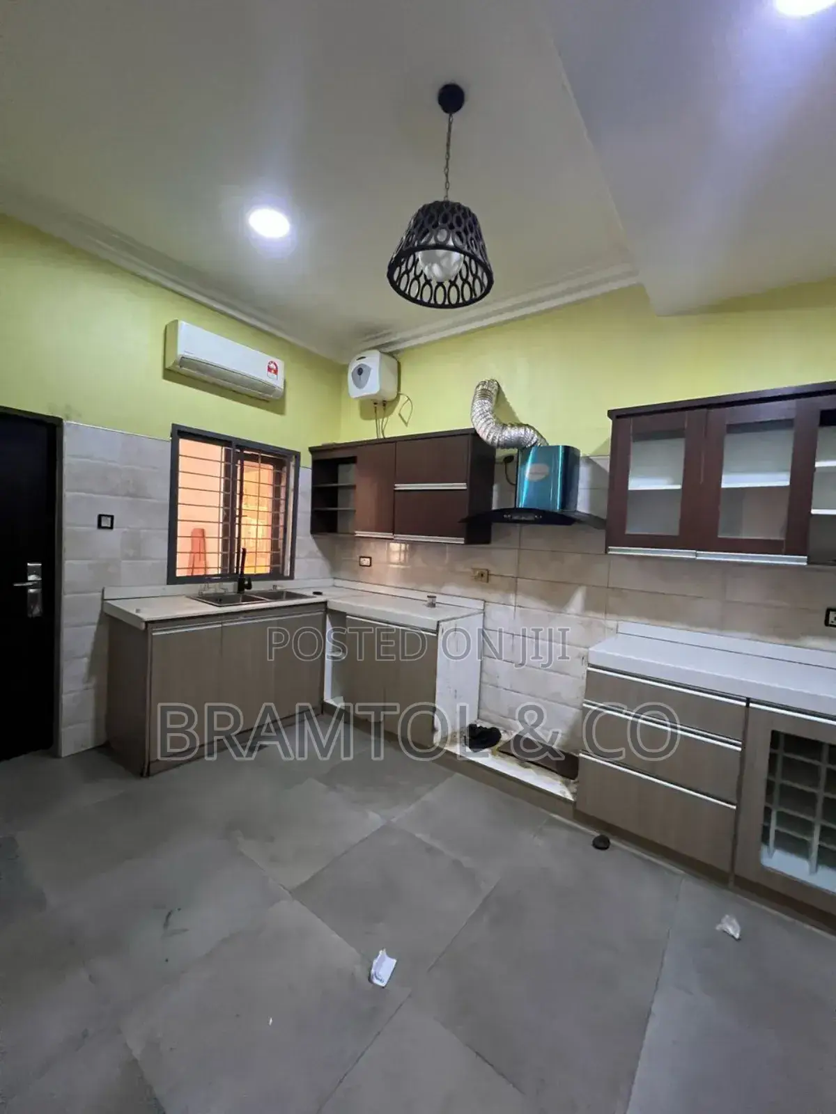 3bdrm Block of Flats in Jahi for rent in Jahi