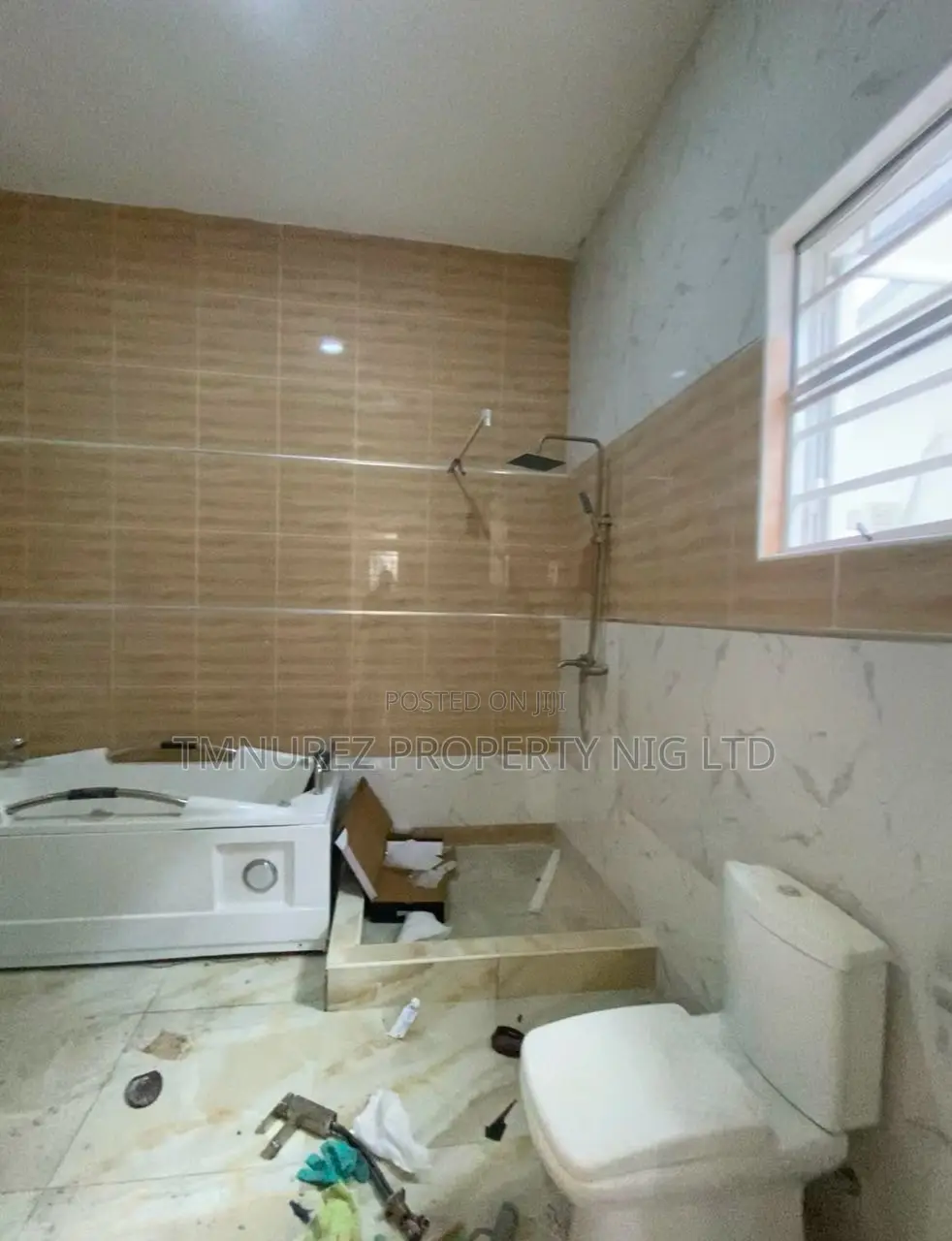 Studio Apartment in Oral Estate, Chevron for rent in Chevron