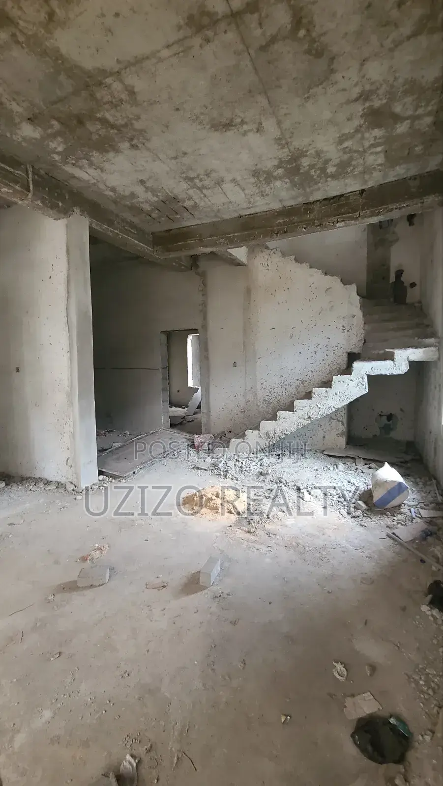 3bdrm Townhouse/Terrace in Abijo Gra for Sale in Abijo