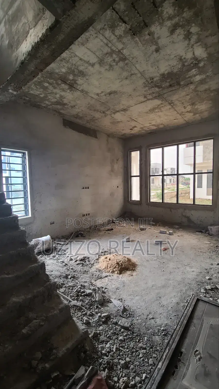 3bdrm Townhouse/Terrace in Abijo Gra for Sale in Abijo