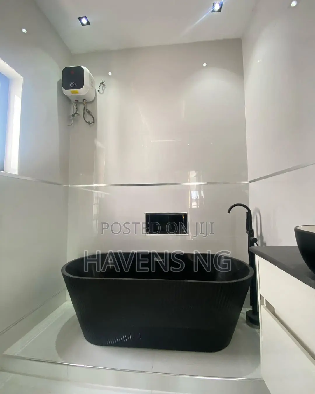 5bdrm Duplex in Abraham Adesanya Estate for sale in Abraham Adesanya Estate