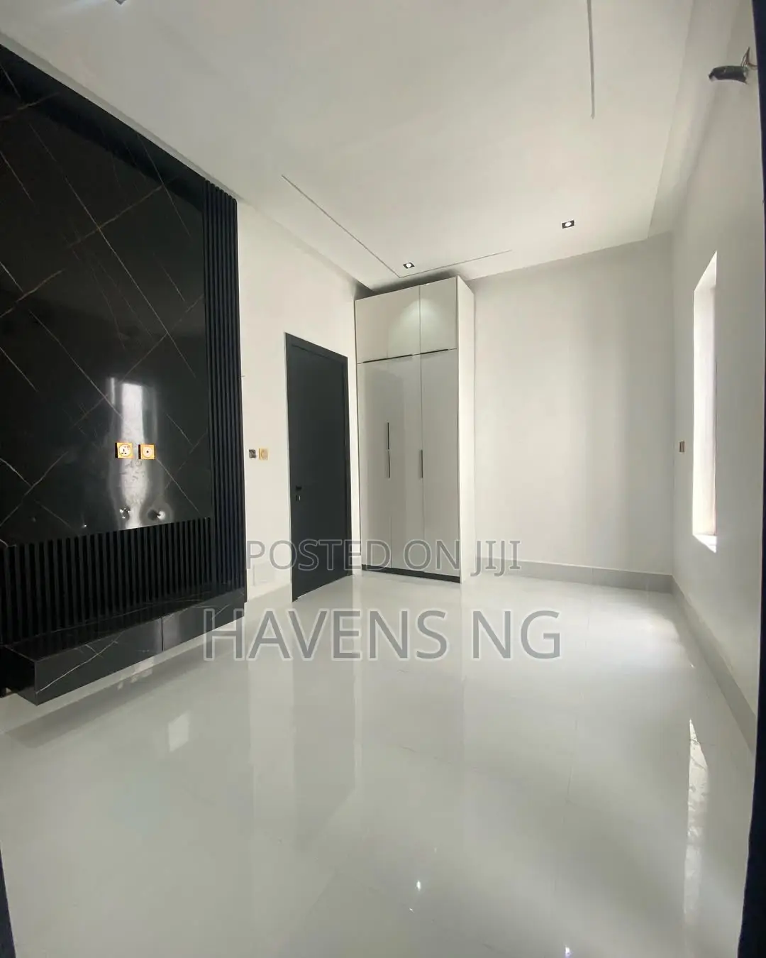 5bdrm Duplex in Abraham Adesanya Estate for sale in Abraham Adesanya Estate