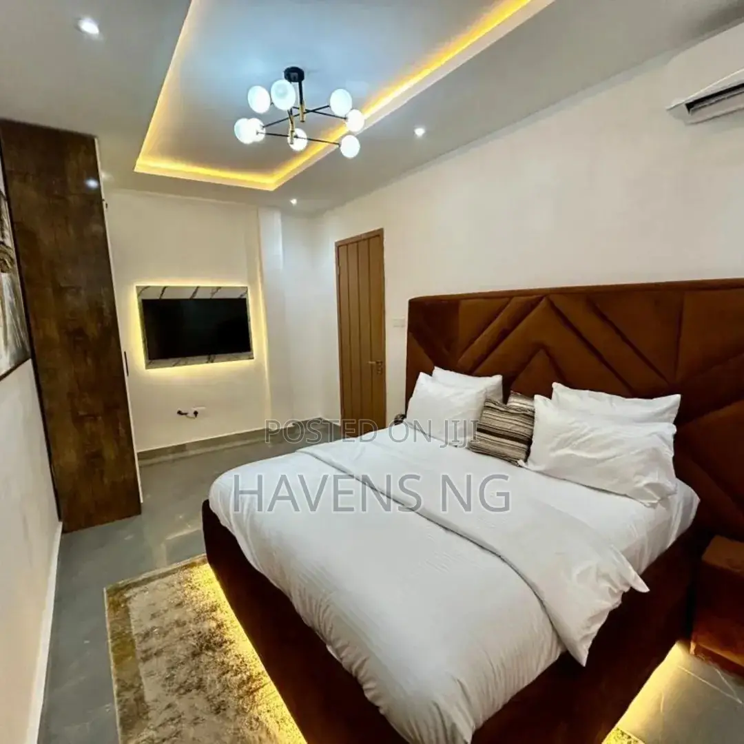 Premium 3-Bedroom Fully Furnished Shortlet Apartment in Lekki Phase 1