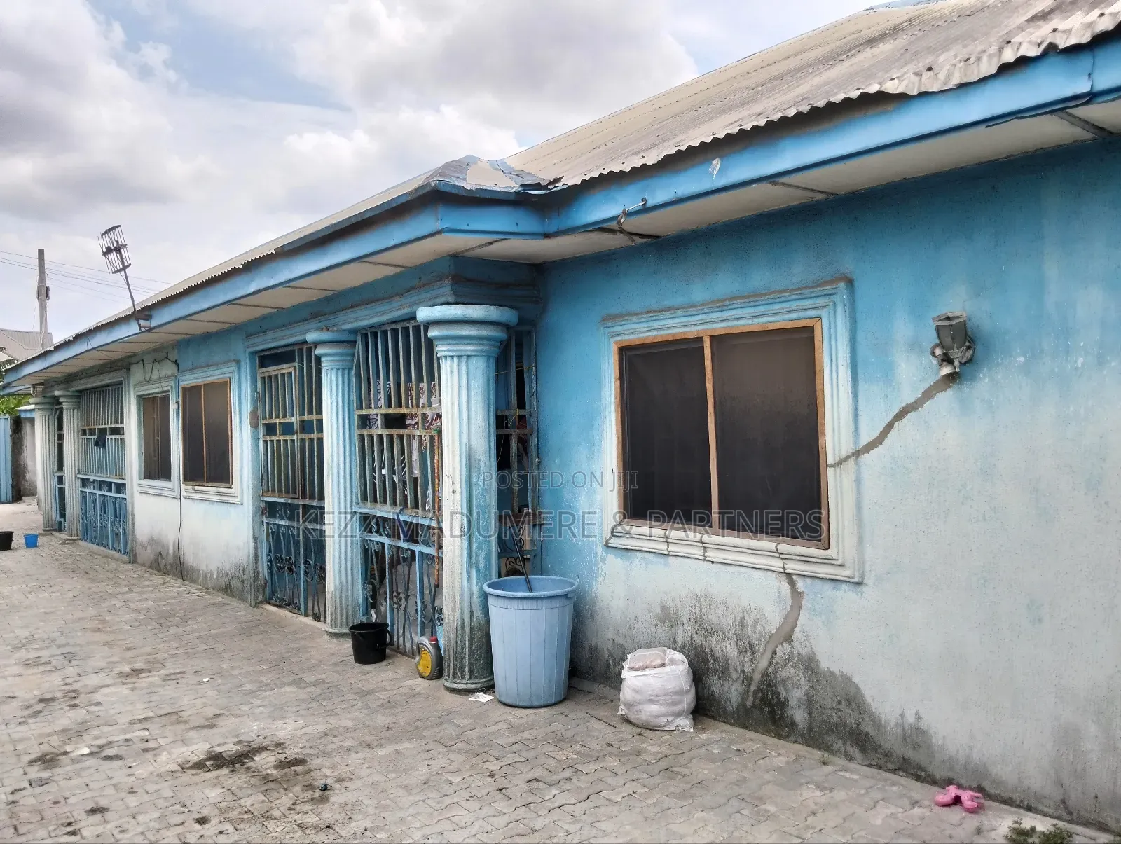 4bdrm Block of Flats in Rumuodomaya , Port for sale in Port-Harcourt