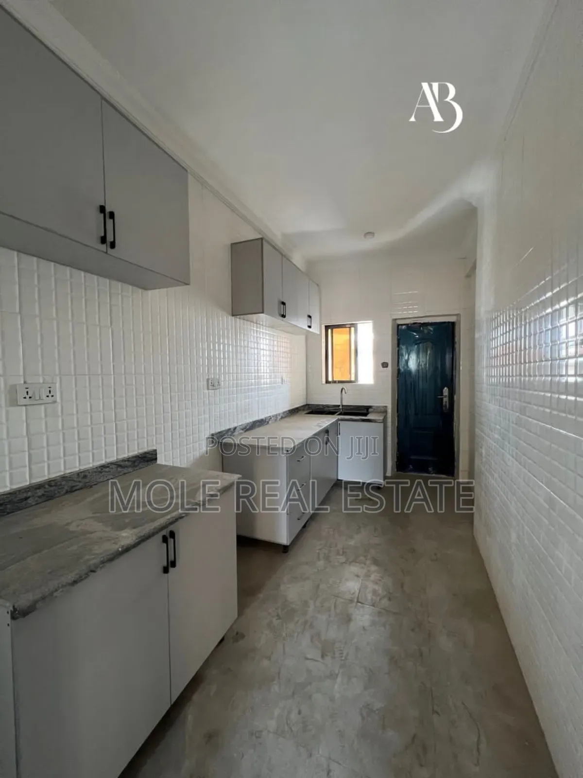Furnished 4bdrm Block of Flats in Egbeda / Egbeda for sale in Egbeda / Egbeda
