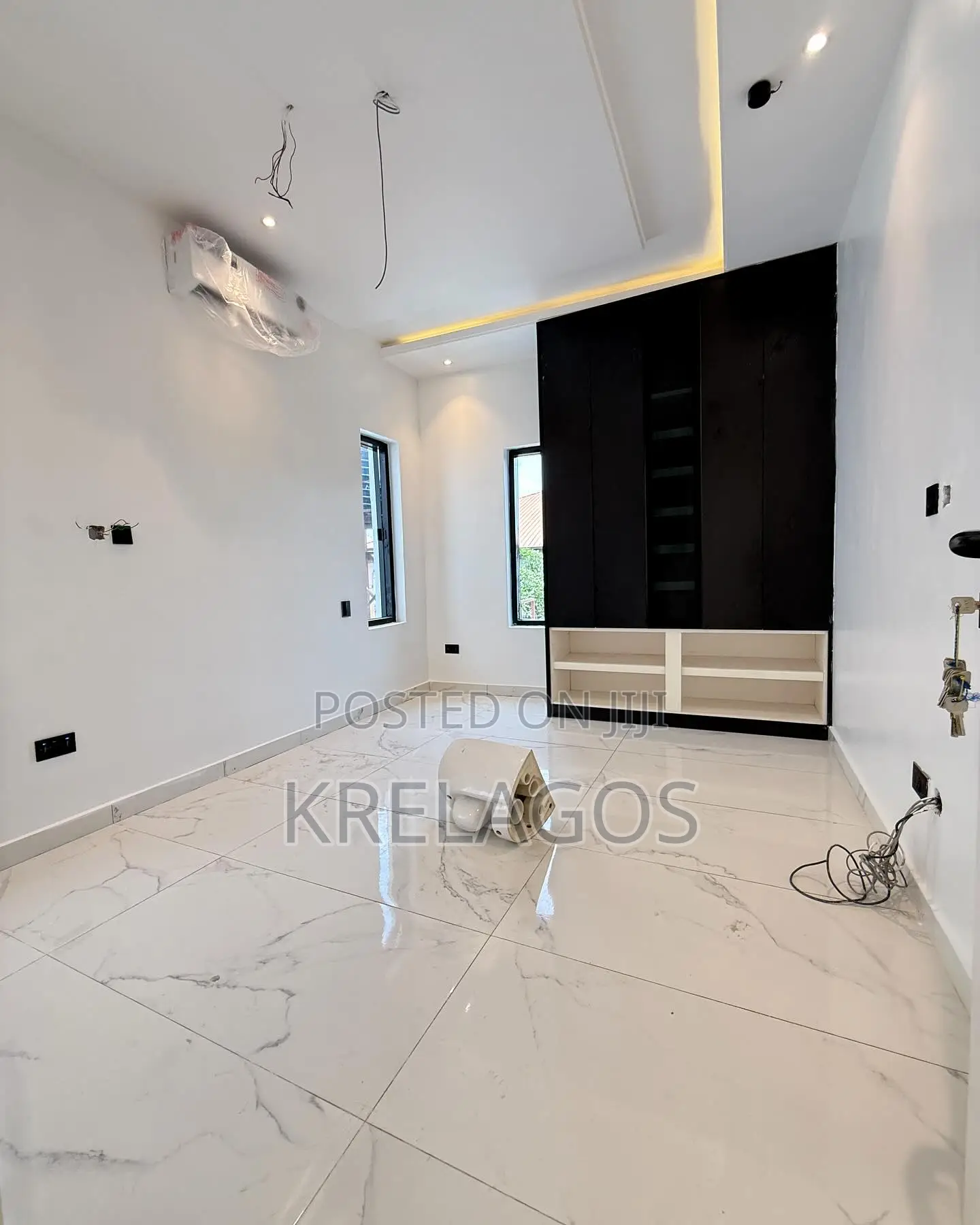 4bdrm Duplex in Lekki Phase 1 for sale in Lekki Phase 1