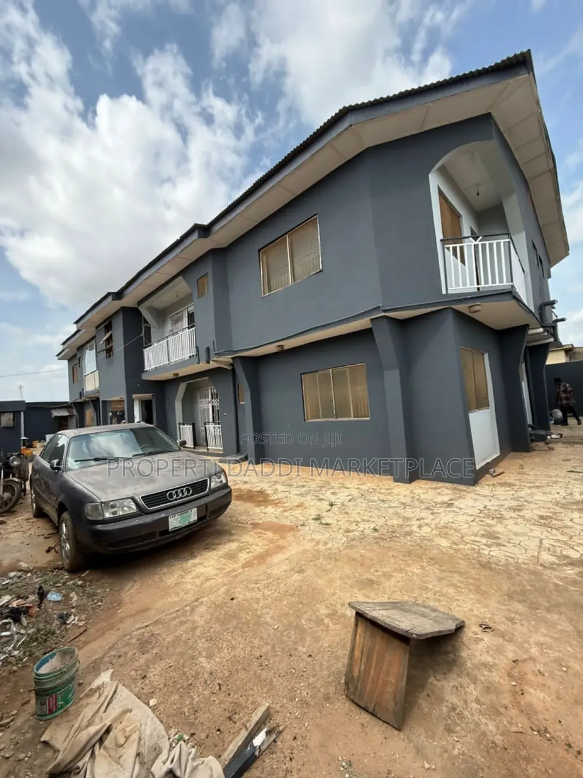 12bdrm Block of Flats in Egbeda for sale in Egbeda