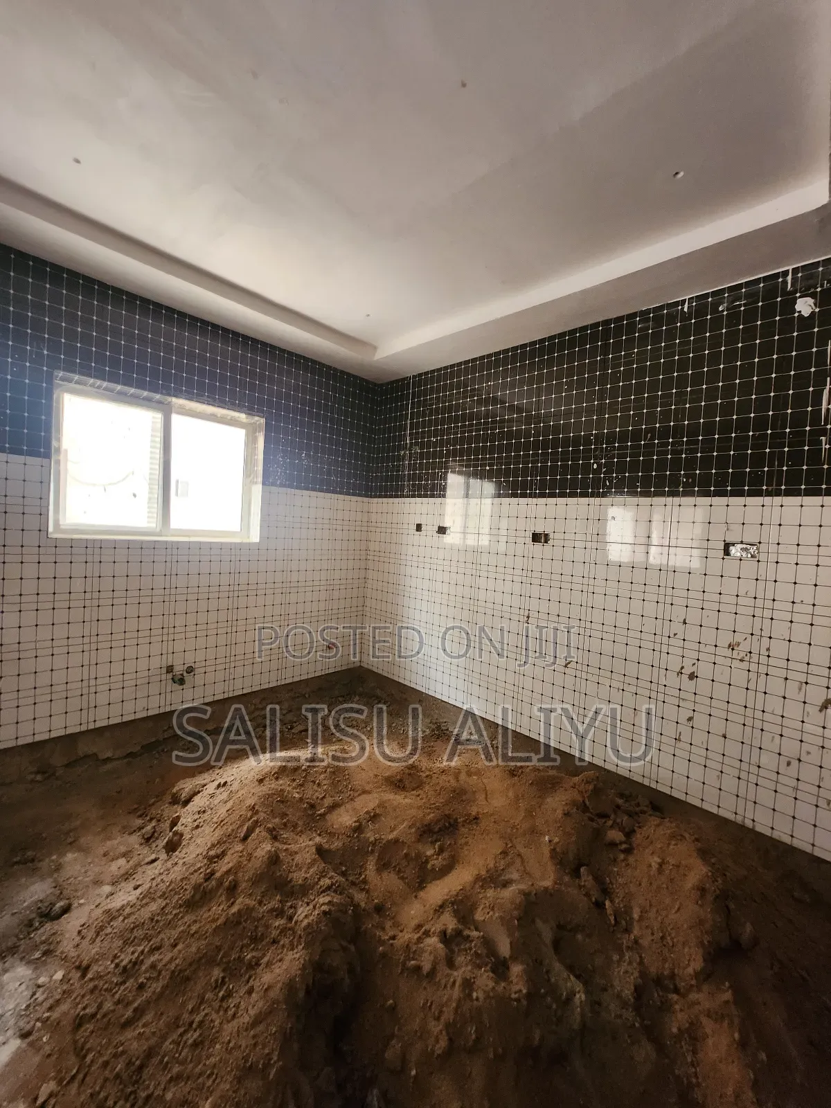 3bdrm Apartment in Idu/ Mbora for sale in Mbora