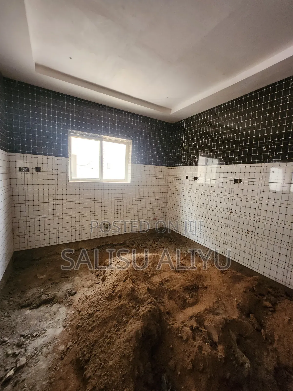 3bdrm Apartment in Idu/ Mbora for sale in Mbora