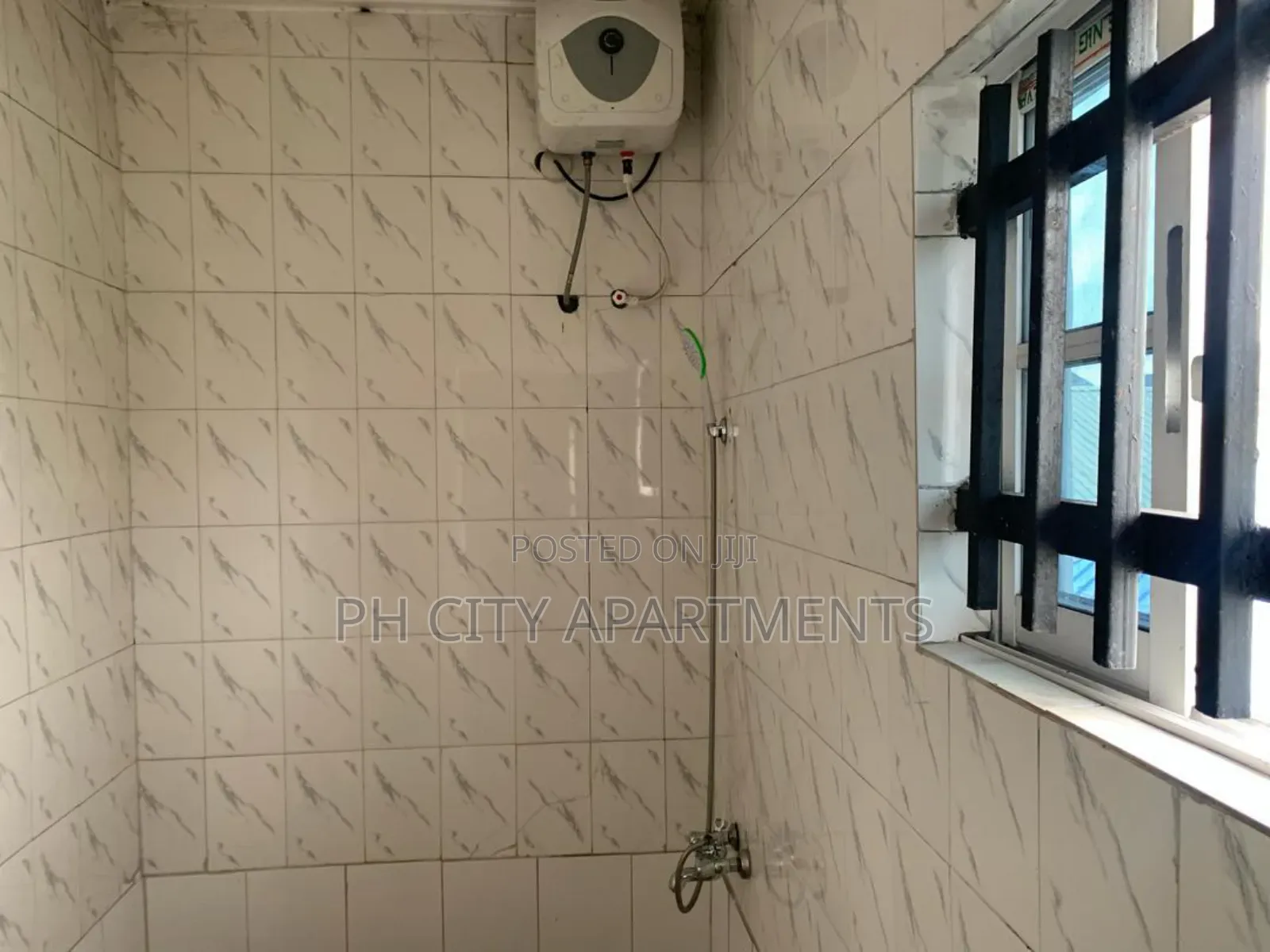 3bdrm Duplex in Farm Road 2, Port-Harcourt for rent in Port-Harcourt