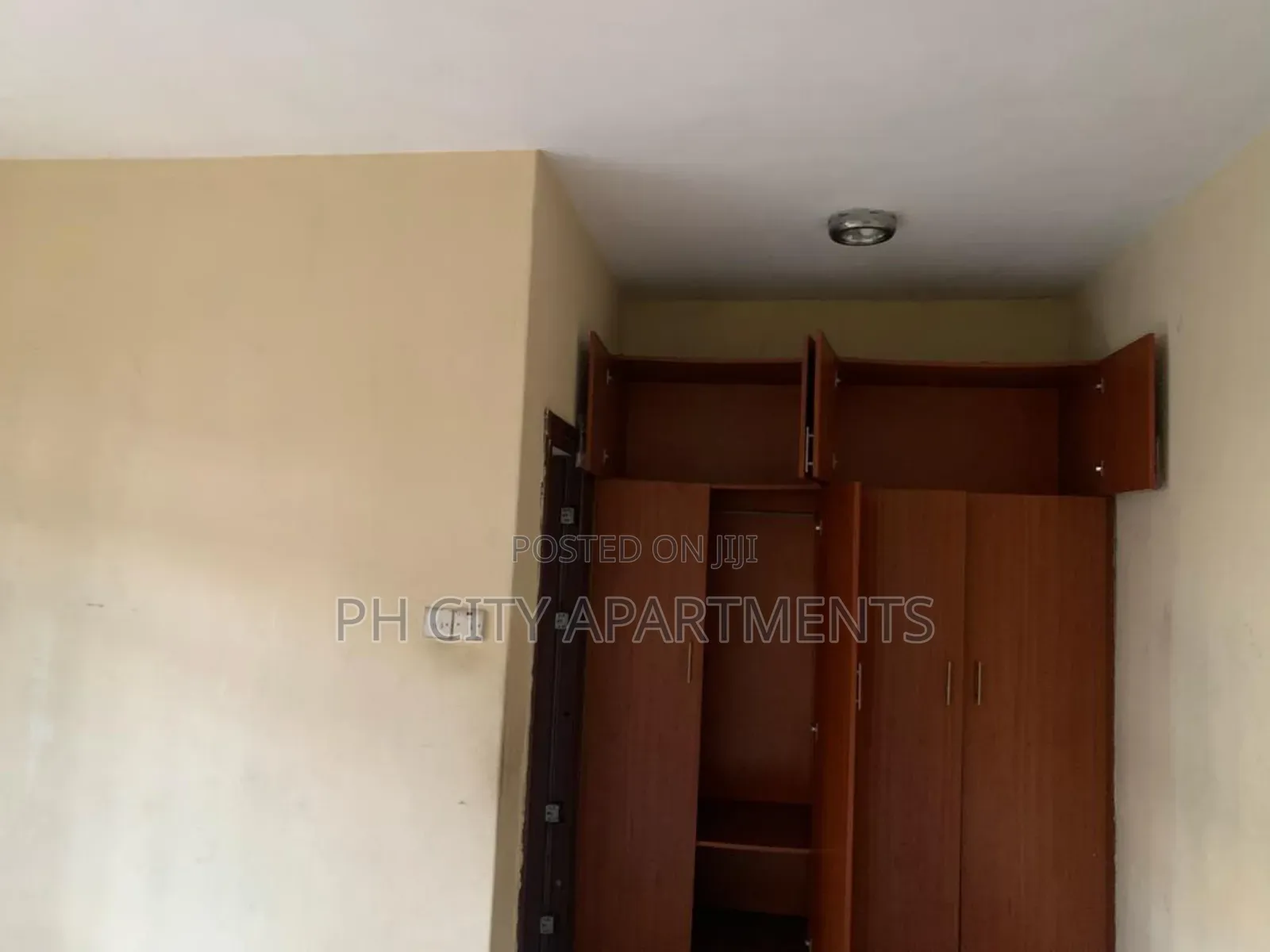 3bdrm Duplex in Farm Road 2, Port-Harcourt for rent in Port-Harcourt