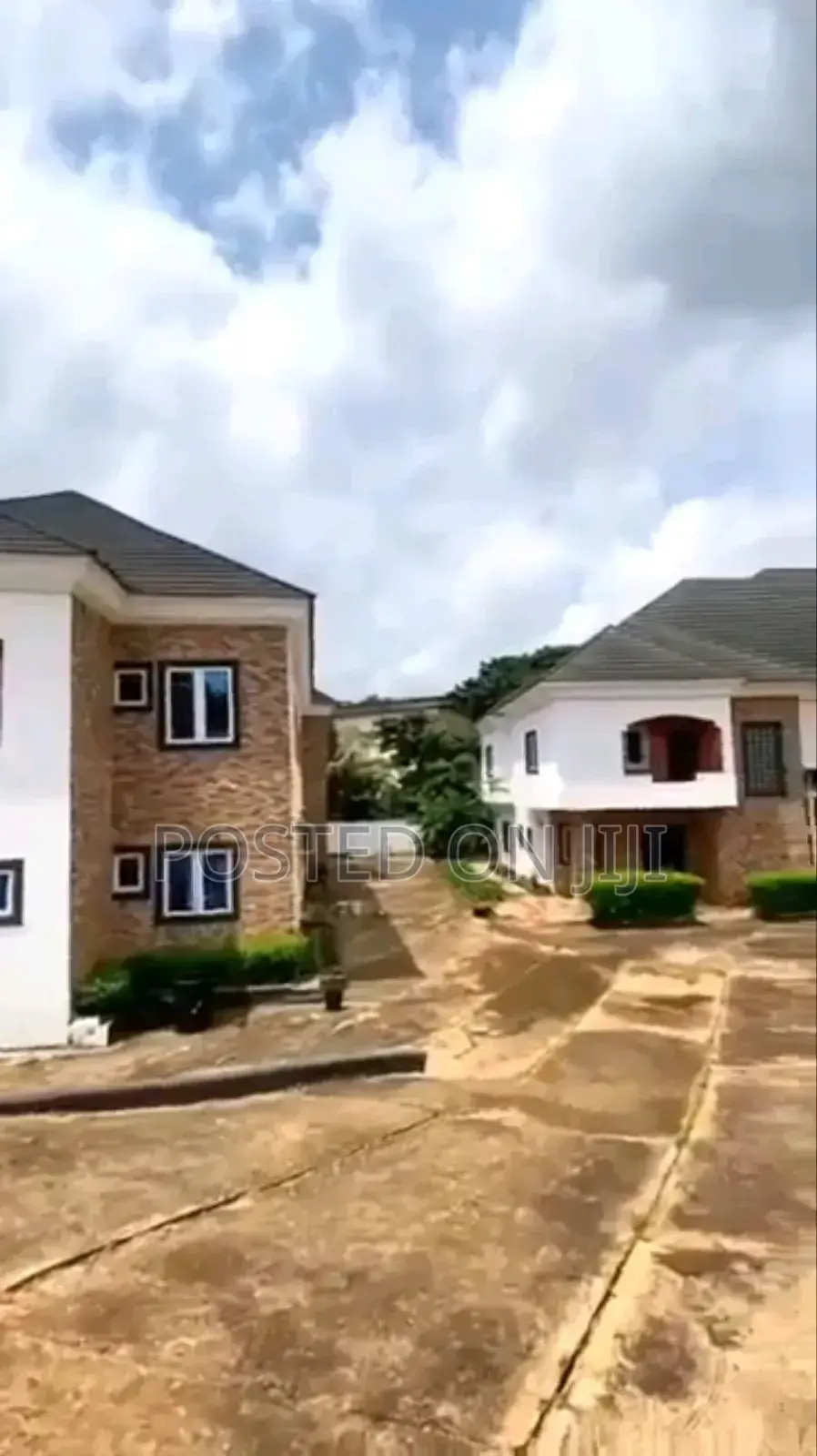 Furnished 4bdrm Duplex in Old Gra, Enugu for sale in Enugu