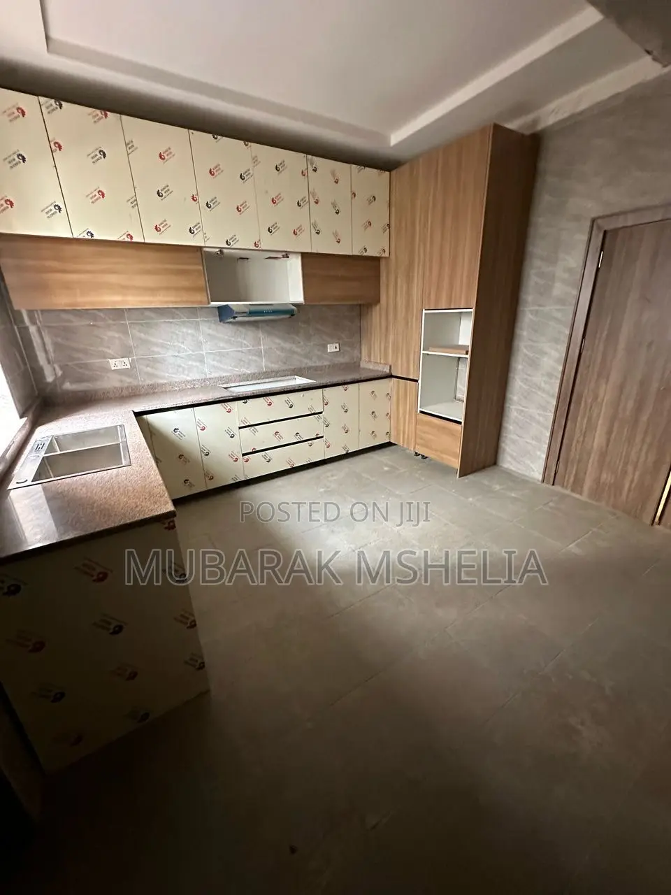 4bdrm Duplex in Gwarinpa for sale in Gwarinpa
