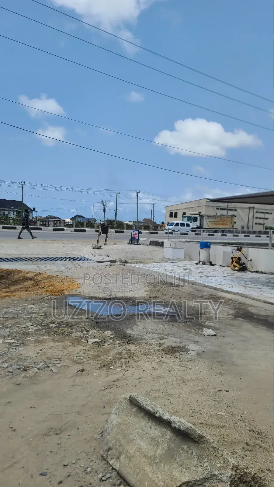 Land for Sale Directly on Lekki-Epe Expressway in Bogije