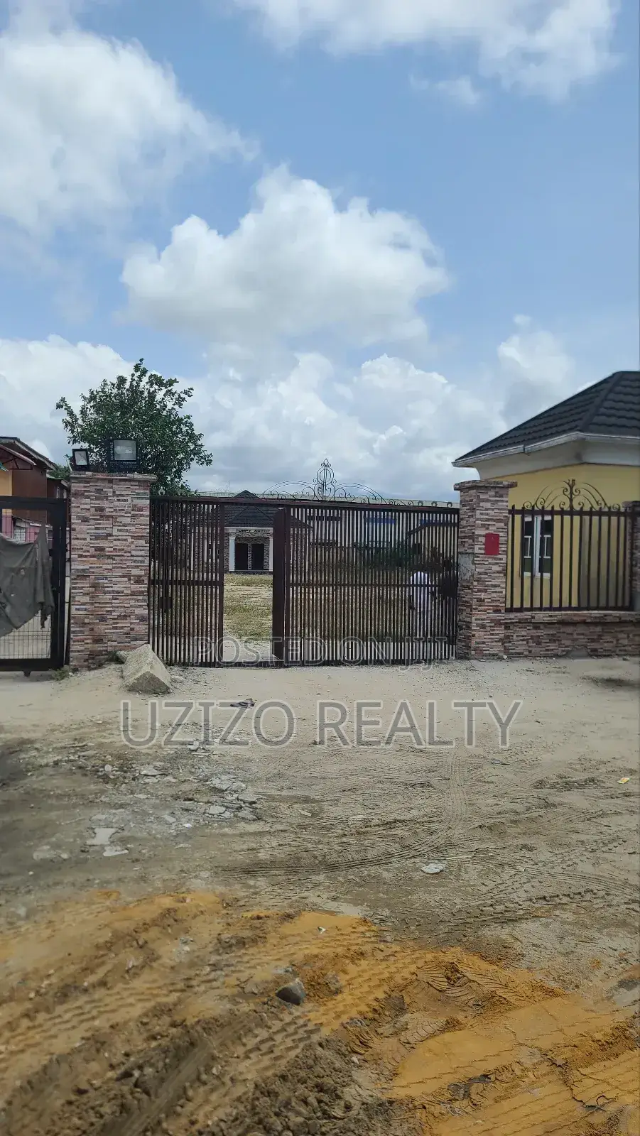 Land for Sale Directly on Lekki-Epe Expressway in Bogije