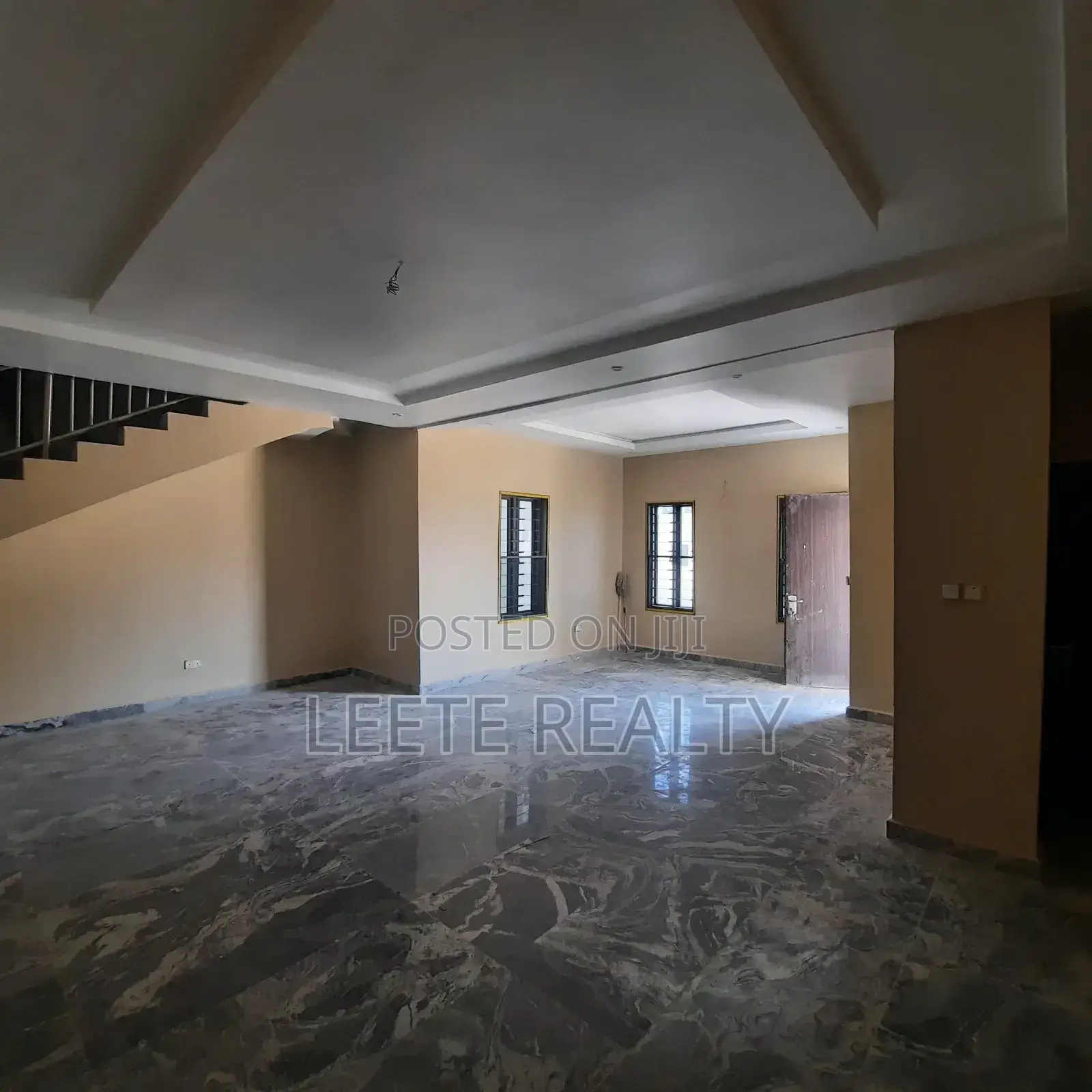 5bdrm Townhouse / Terrace in Mabushi for rent in Mabushi
