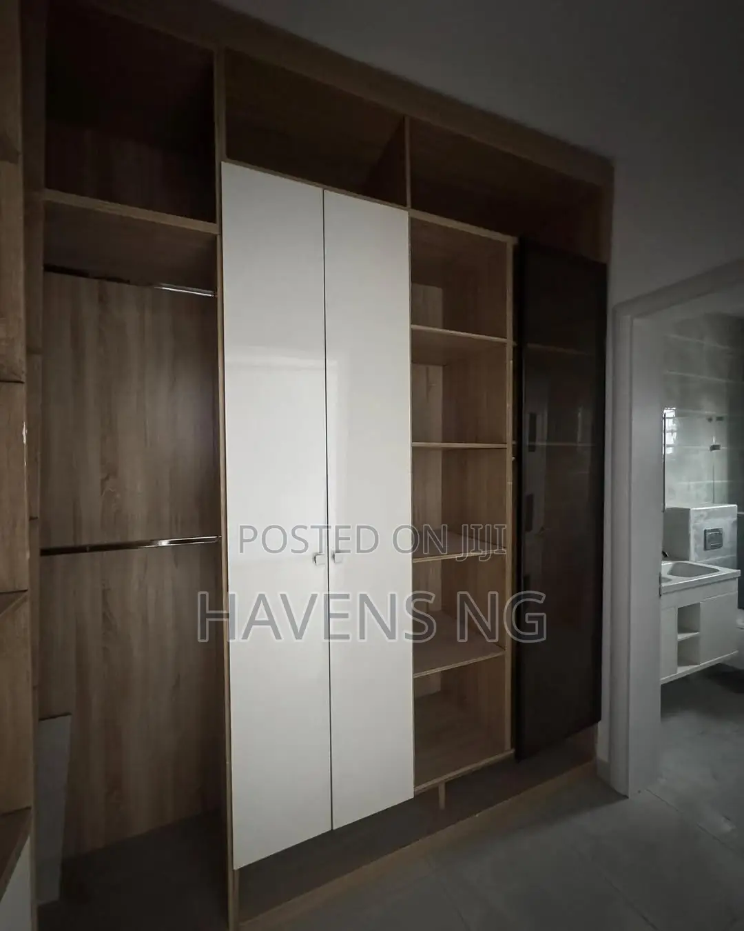 4bdrm Duplex in 1004 for sale in 1004