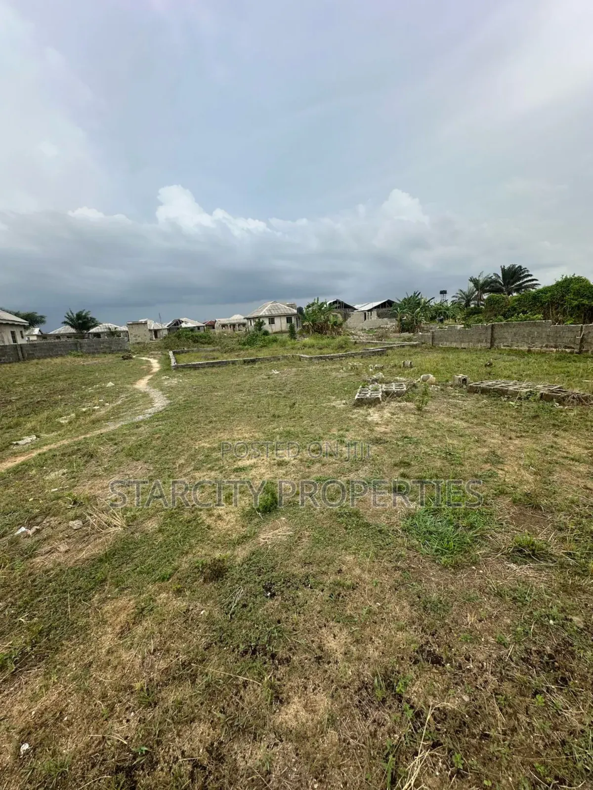 A Full Plot of Land in Offin Off Igbogbo Ikorodu Lagos in Igbogbo