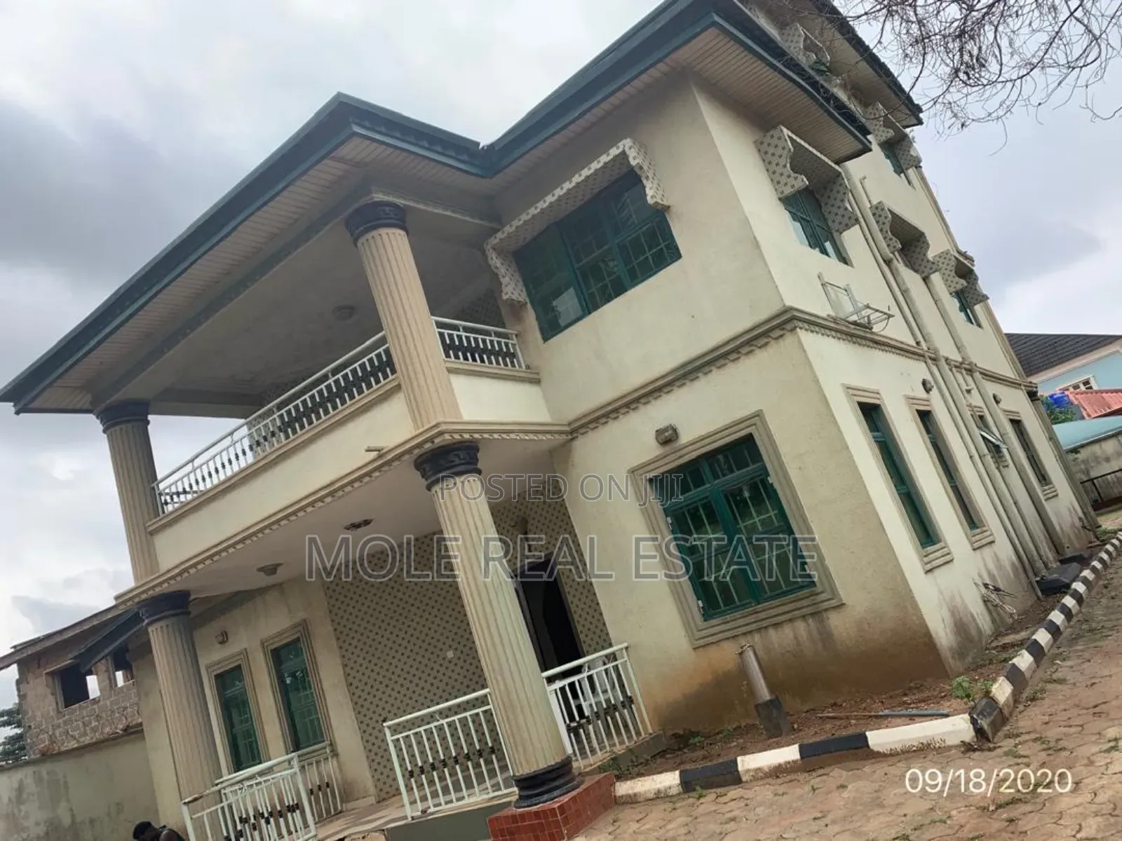 Furnished 6bdrm Duplex in Unity Estate Egbeda for sale in Egbeda