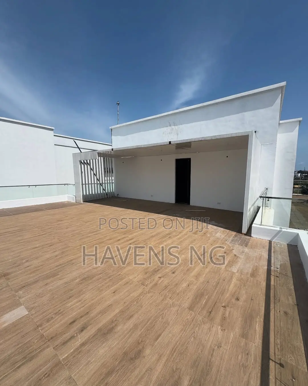 5bdrm Duplex in Osapa london for sale in Osapa london