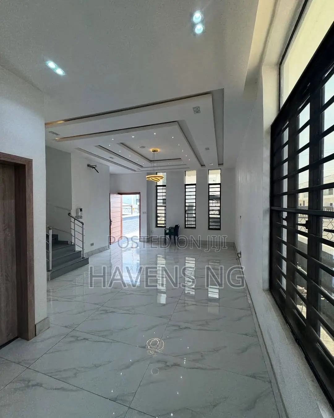 4bdrm Duplex in Lekki Phase 1 for sale in Lekki Phase 1