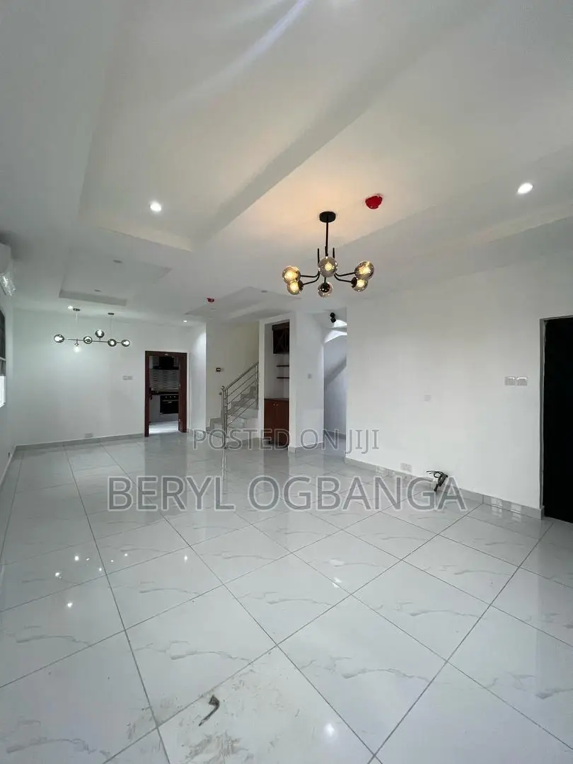 4bdrm Duplex in Ajah for sale in Ajah