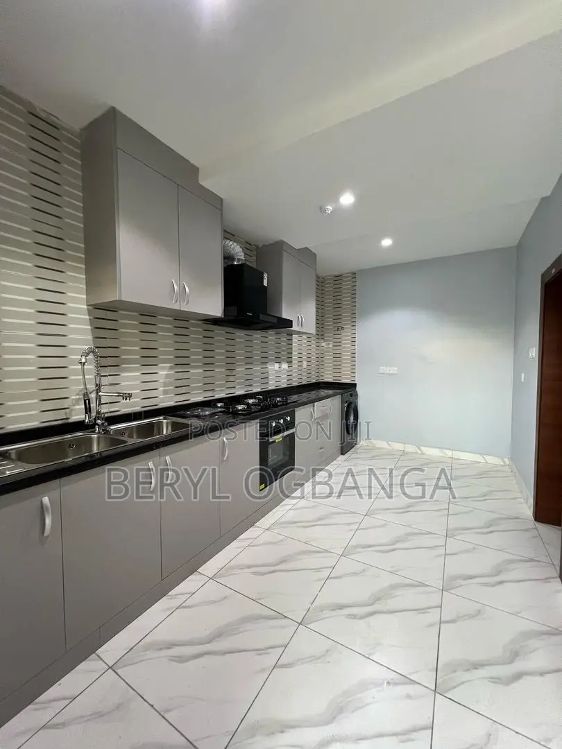 4bdrm Duplex in Ajah for sale in Ajah