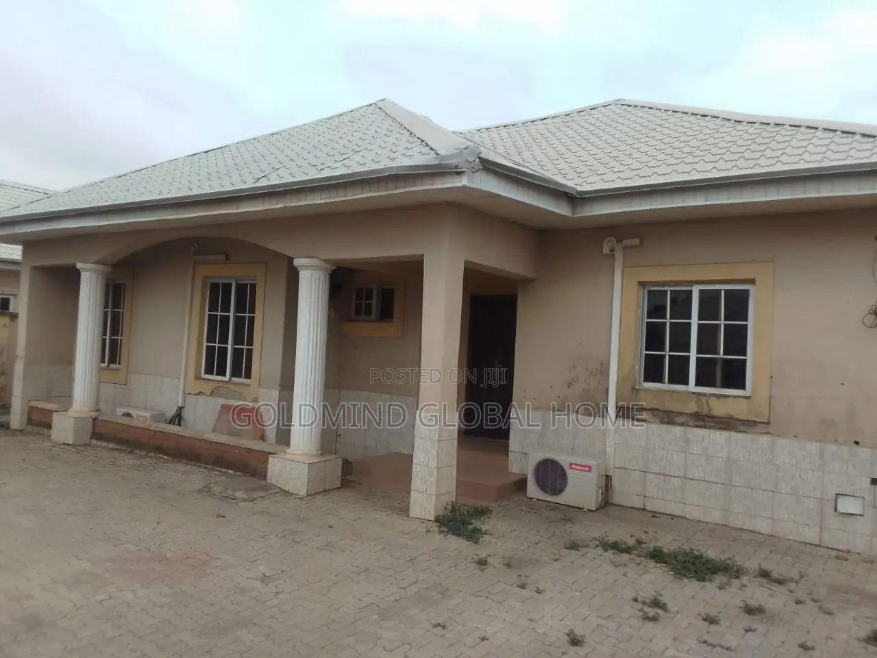 3bdrm Bungalow in Apo District for sale in Apo Resettlement
