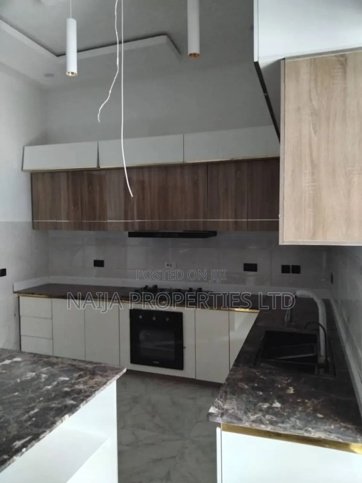 5bdrm Duplex in Victory Park Estate, Lekki for sale in Lekki