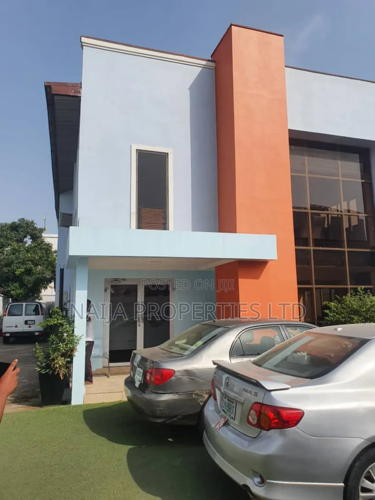 Office Building on 550sqm Land in Victoria Island for Sale in Victoria Island