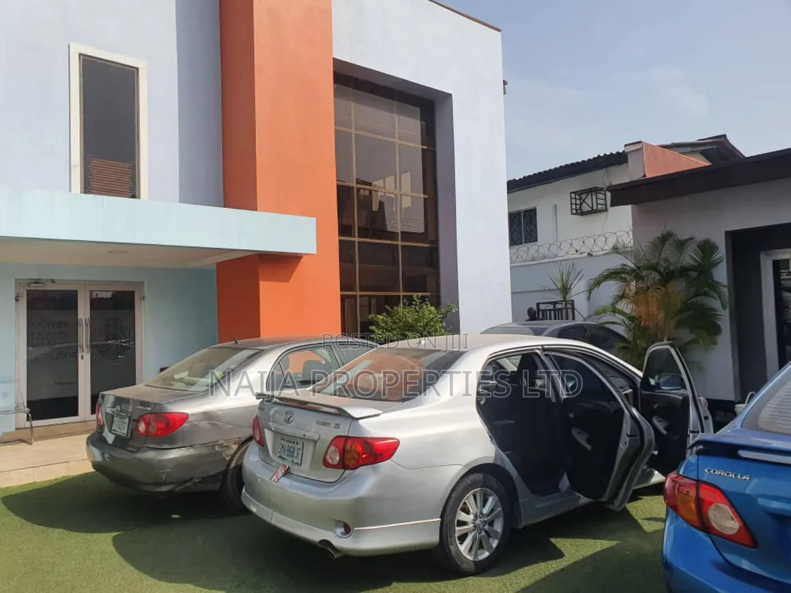 Office Building on 550sqm Land in Victoria Island for Sale in Victoria Island