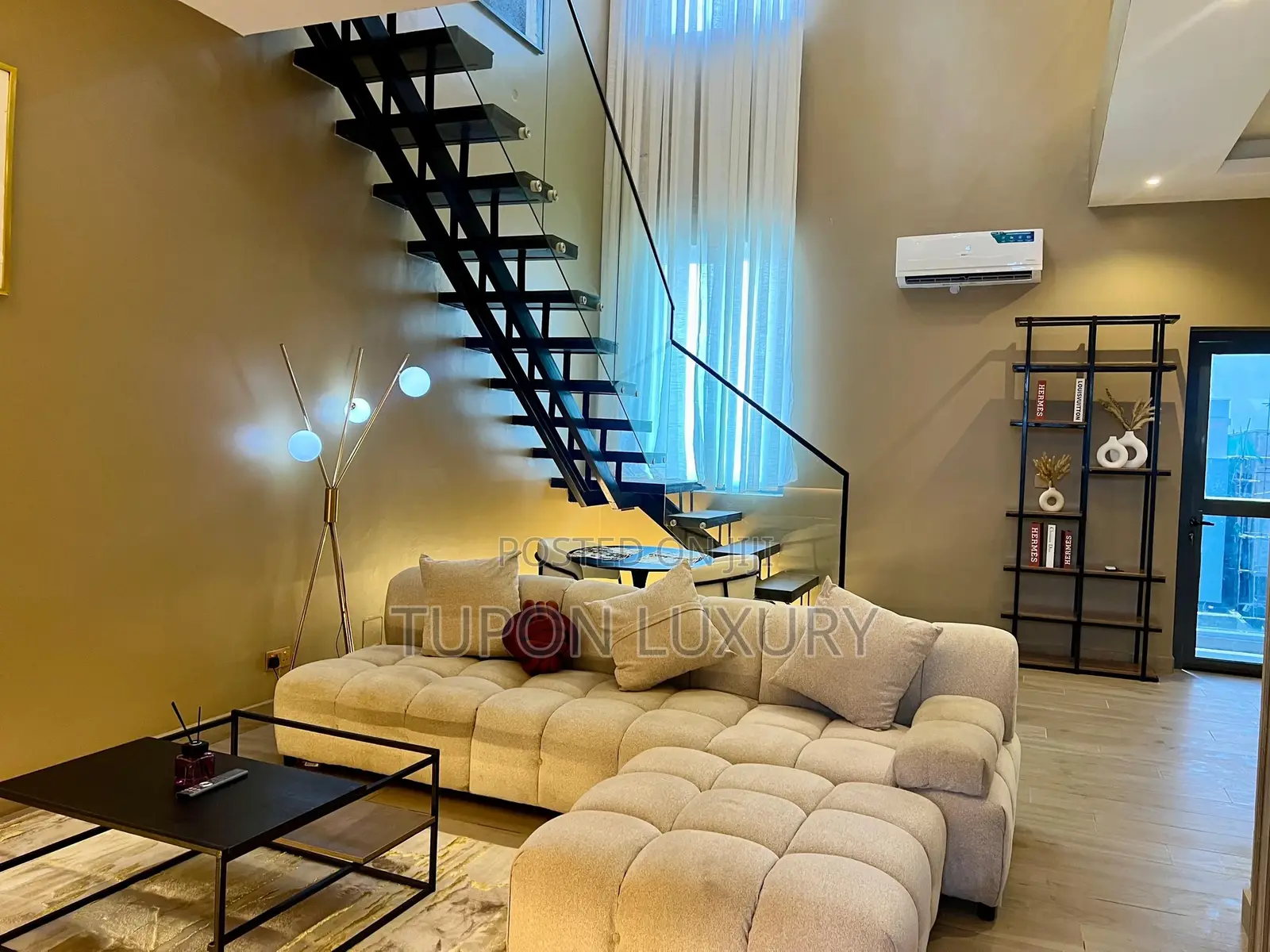Luxury 1bedroom Loft/Maisonnette With Pool and Gym in Lekki