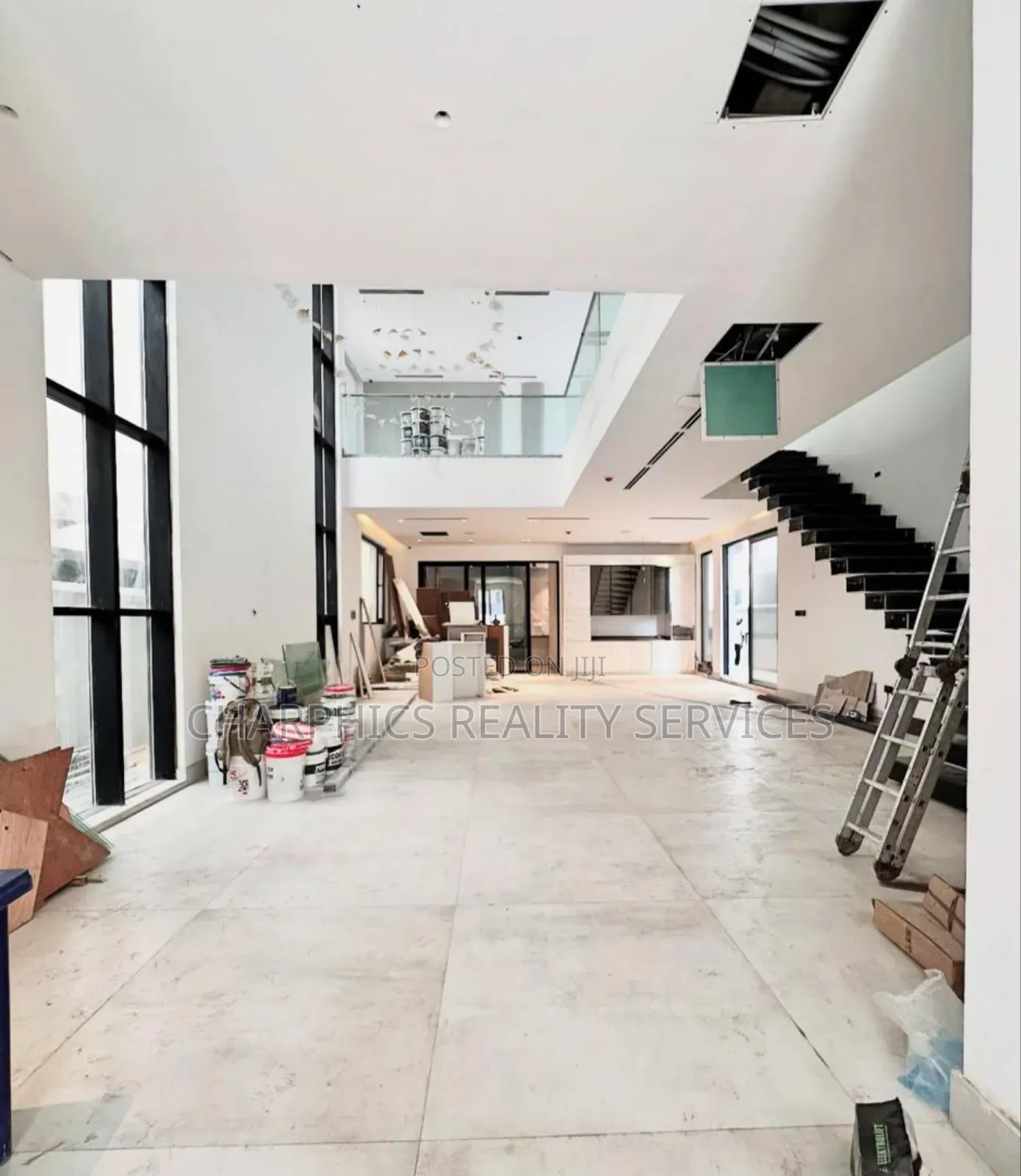 5bdrm Duplex in Bourdillon for sale in Bourdillon