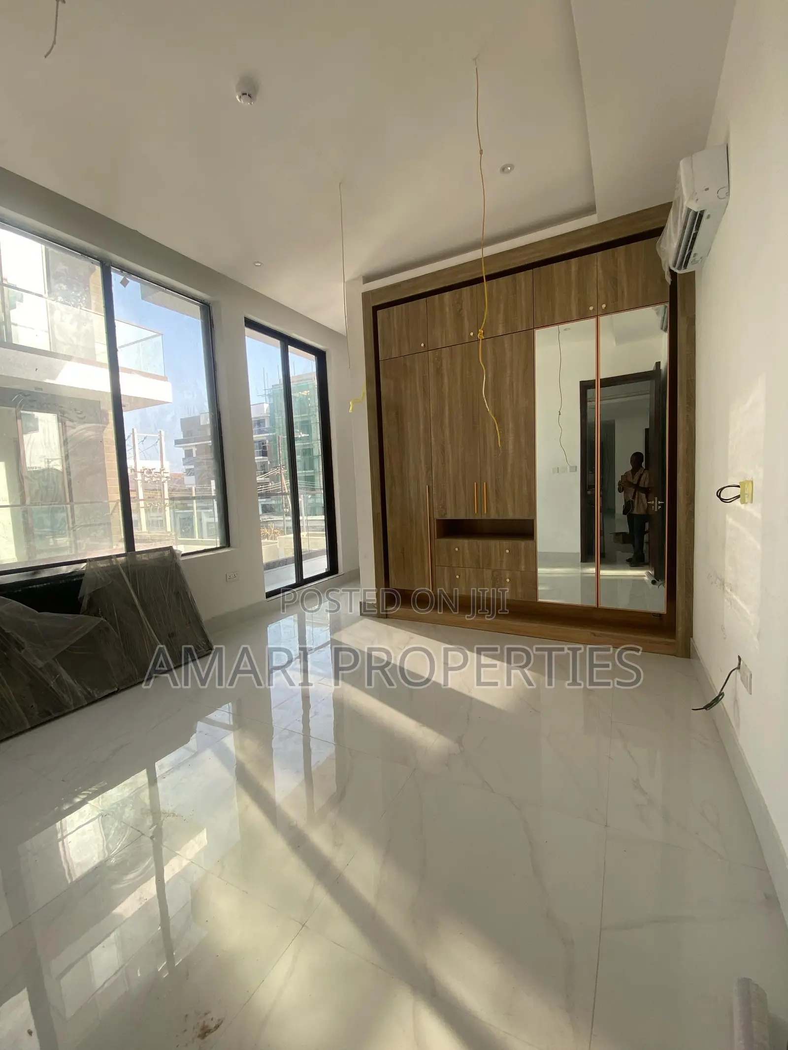 3bdrm Block of Flats in Lekki Phase1 for rent in Lekki Phase 1
