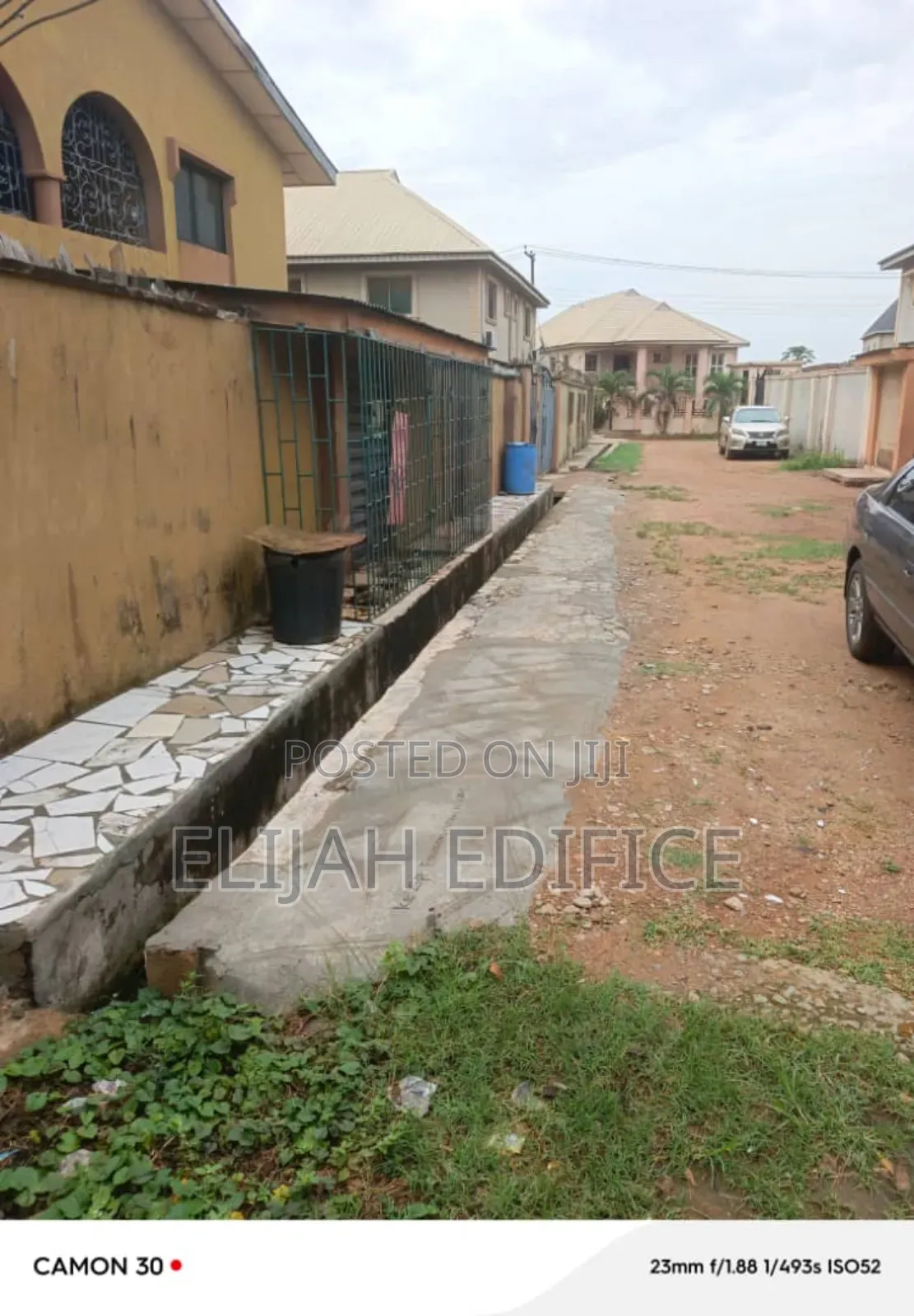 4bdrm Bungalow in Ajegunle, Alakuko for sale in Alakuko